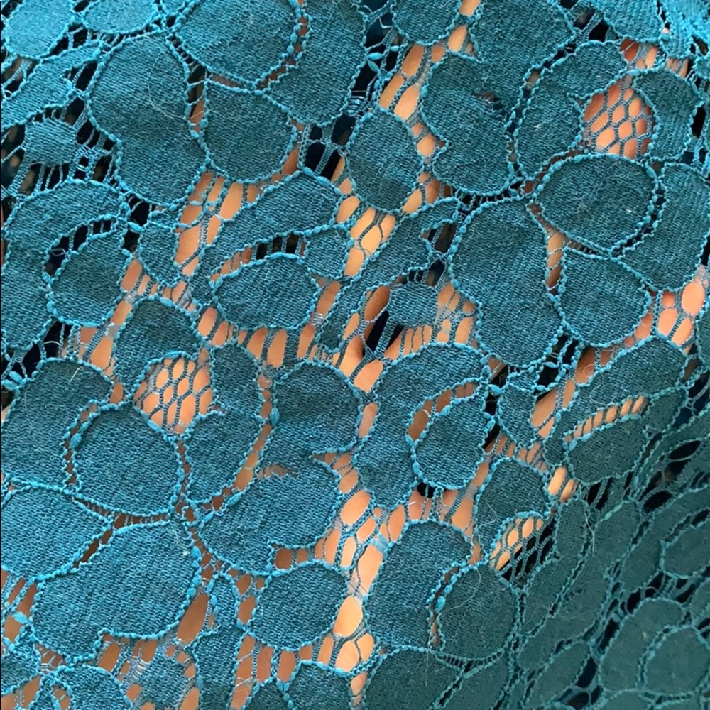 Lace top - Picture 2 of 2
